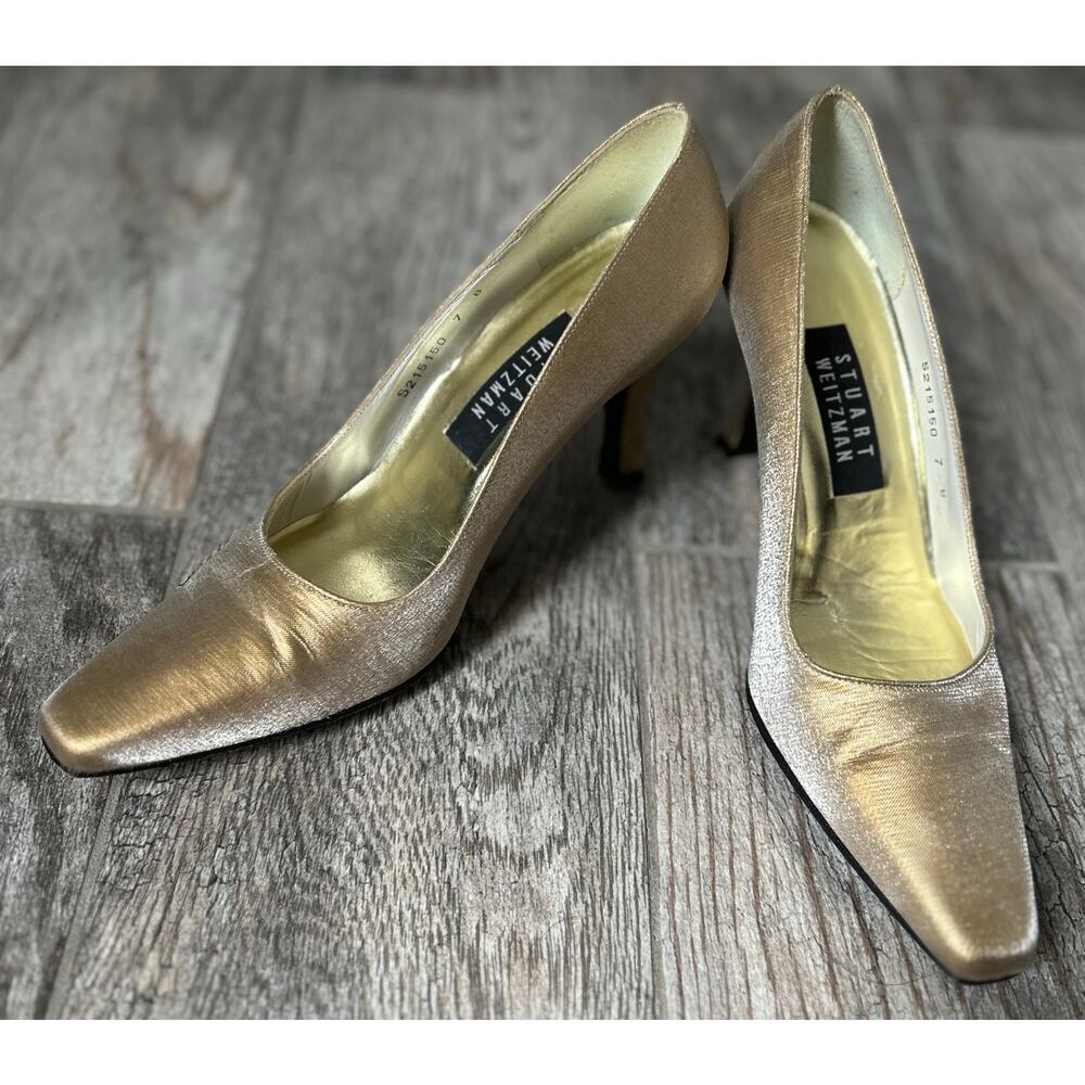 Women Vintage Stuart Weitzman Gold Heels Size 7